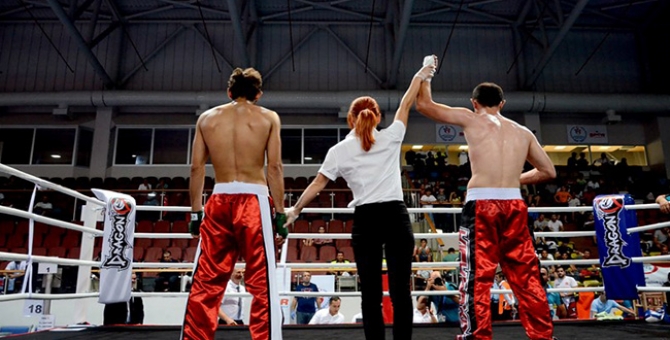 Kick Boks Sex Gay Grup Türk